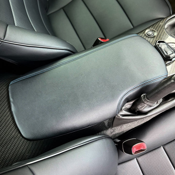 Corvette C6 Center Console Lid Armrest Cover