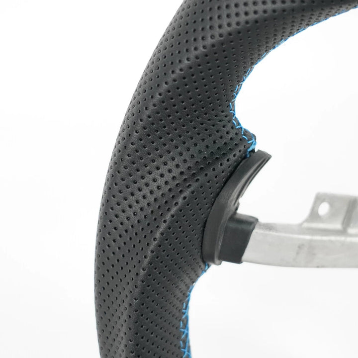 Corvette C6 Carbon Fiber Steering Wheel (Custom Order)