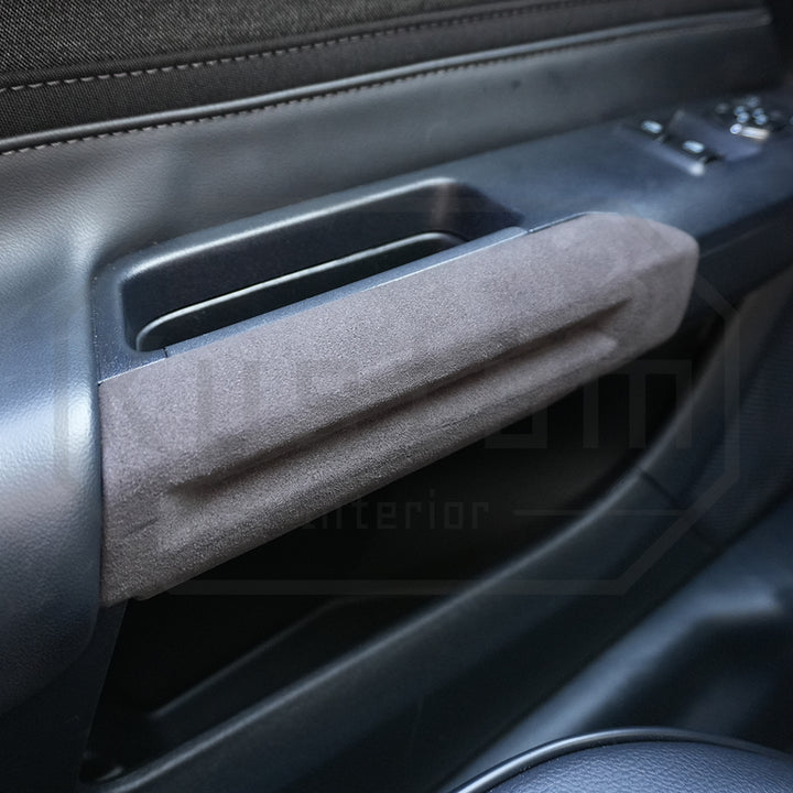 2024+ Ford Mustang S650 Suede Leather Door Handle Trim
